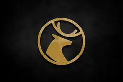 موکاپ لوگوی شیشه ای براق روی دیوار