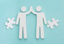 راشا افق| بیل گیتس آموزش تحلیل رفتار متقابل را توصیه می کند؟