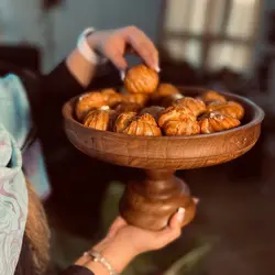 شیرینی خوری چوبی