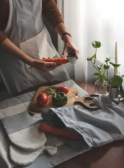 ست سرویس آشپزخانه مدل راه راه و سفید