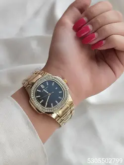 ساعت زنانه پتک فلیپ دو قفله ضامن دار تقویم دار کد ۱۹۱۵۳۹۶