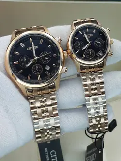 ست ساعت زنانه و مردانه سیتیزن سه موتوره فعال موتور ژاپن کیفیت عالی جنس استیل رنگ ثابت کد 2115453