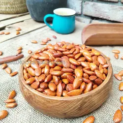 مغز بادام خارجی شور