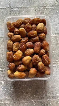 پکیج 700 خرما خشک