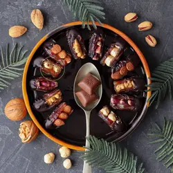 خرما مغزدار