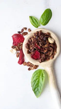 گرانولا شکلاتی