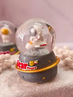 گوی موزیکال چرخشی فضانورد