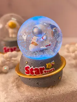 گوی موزیکال چرخشی فضانورد