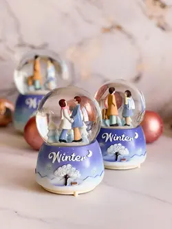 گوی موزیکال دختر و پسر زمستونی