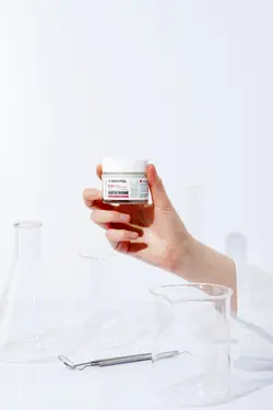 کرم روشن کننده گلوتاتیون مدی پیل MEDI-PEEL