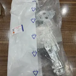 شیشه بالابر برقی در عقب چپ تارا سوکت مستطیلی ایساکو 1011004399