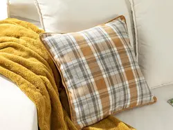 روکش بالش Montagne 43×43 cm Claret – قرمز انگلیش هوم