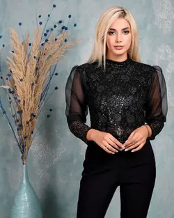 شومیز آستین پف گیپور پولکیPuff sleeve guipure sequined paper