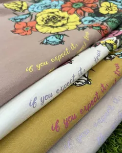 تیشرت چاپی قواره دارPrinted t-shirt