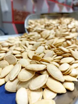 تخمه کدو گوشتی خارجی کم نمک(یک کیلو)