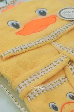 حوله تک تن پوش نوزادی گلدوزی little me