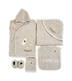 سرویس حوله نوزادی 5 تکه little me طرح ادم فضایی