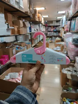 رخت اویز پلاستیکی