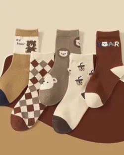 جوراب داخل كركي خرس و بلوط