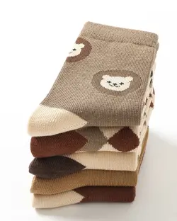 جوراب داخل كركي خرس و بلوط