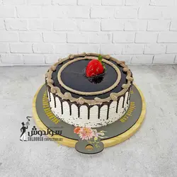 کیک شکلاتی متوسط