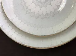 سرویس چینی ثریا گرد چینی اصفهان لورین کد 2070