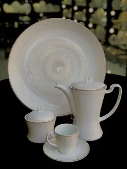 سرویس چینی ثریا گرد چینی اصفهان لورین کد 2070