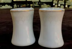 سرویس چینی ثریا گرد چینی اصفهان لورین کد 2070