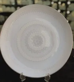 سرویس چینی ثریا گرد چینی اصفهان لورین کد 2070