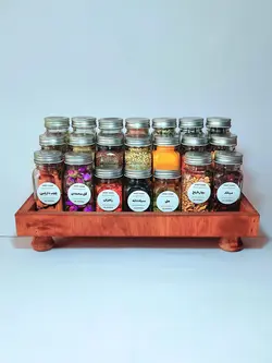 پک جا ادویه ای رومیزی مدل ستاره (۲۱ عدد شیشه مک کارتی + رایزر چوبی + برچسب ادویه)