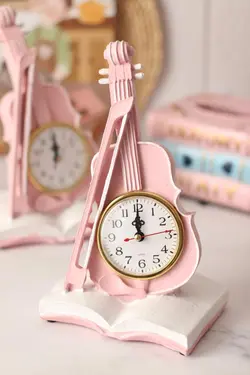 ساعت طرح ویولن