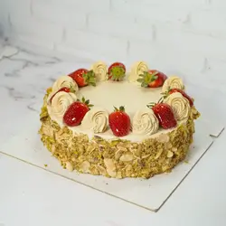 کیک پسته بزرگ