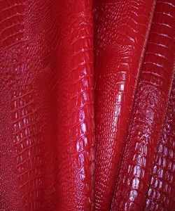 کروکودیل گاوی قرمز