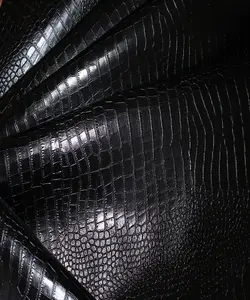 ماکرو روکو گاوی مشکی