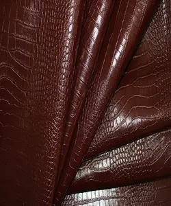 ماکرو روکو بزی قهوه ای