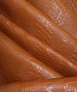 ماکرو کروکودیل بزی عسلی