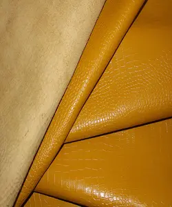 ماکرو روکو گاوی زرد