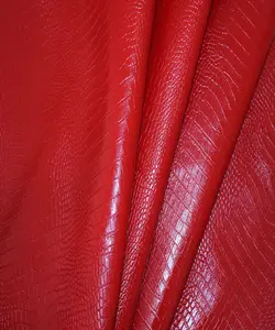 ماکرو روکو گاوی قرمز