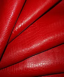 ماکرو روکو گاوی قرمز