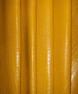 ماکرو روکو بزی زرد