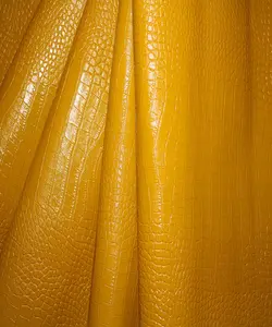 ماکرو روکو بزی زرد