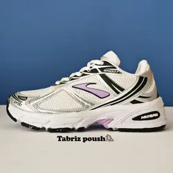 کفش وارداتی ورزشی بروکس طبی رنگ سفید یاسی _ تبریز پوش