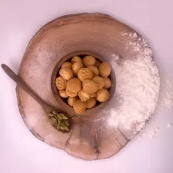 حاجی بادام جام شیرین شهد یزد