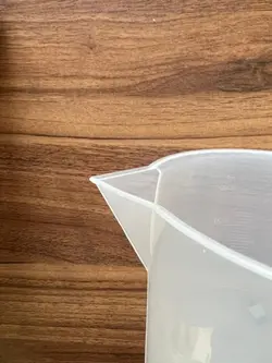 بشر پلاستیکی دسته دار 3 لیتری (3000)