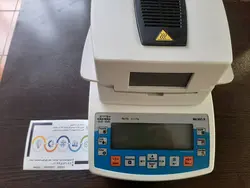 ترازو رطوبت سنج چهار رقم RADWAG MA50-1R