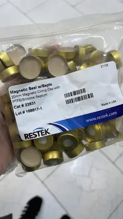 درب ویال GC از برند Restek آمریکا