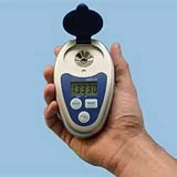رفرکتومتر دیجیتال پرتابل KRUSS DR201-95
