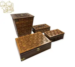 ست چوبی لوازم پذیرایی گلین، شامل جادستمال کاغذی، جا قاشقی، جعبه آجیل و خشکبار و سطل زباله مدل TSET-01