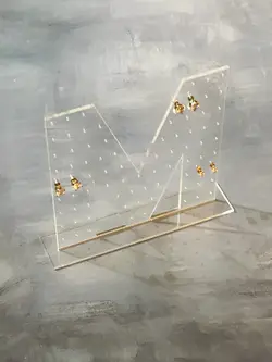 استند زیورآلات طرح حروف اسم مدل TH_66339