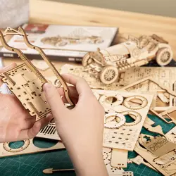 ماکت ماشین کلاسیک مدل TH_45618